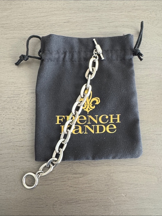 French Kande Jewelry - French Lande Silver Chain Link Bracelet - Polished Toggle Closure